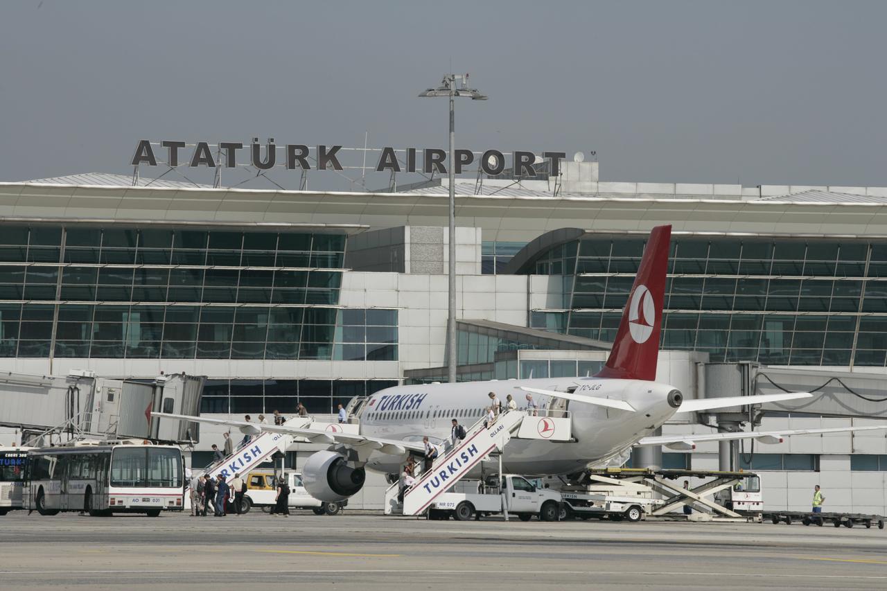 Grand Istanbul Airport Hotel Экстерьер фото